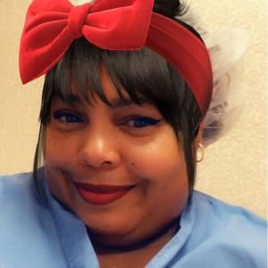 Meet your Posher, Paula